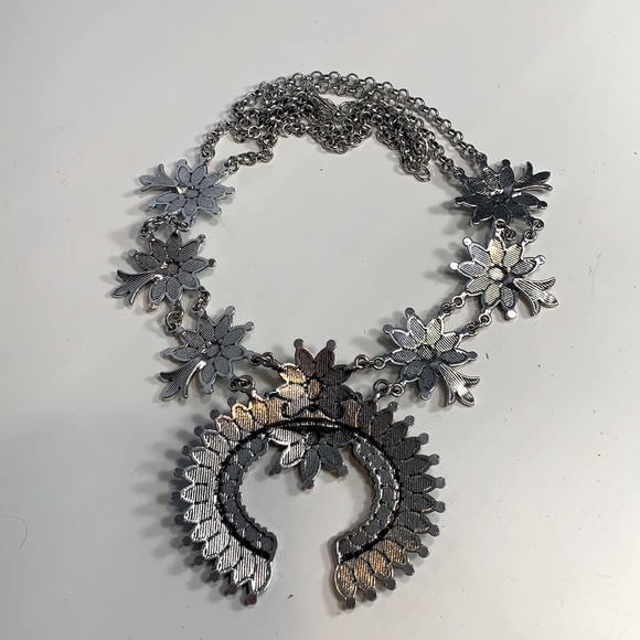 Vintage Style Squash Blossom Necklace - Picture 6 of 6